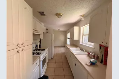 5731 Pinehurst Drive, Montgomery, TX 77316 - Photo 6