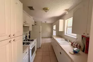 5731 Pinehurst Dr, Montgomery, TX 77316 - Photo 6