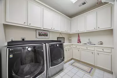 4606 Birch Street, Bellaire, TX 77401 - Photo 40