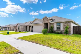 1285 Breebry Dr, Corpus Christi, TX 78415 - Photo 2