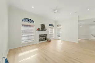 6885 Tournament Dr, Houston, TX 77069 - Photo 22