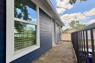 1009 Enid St, Houston, TX 77009 - Photo 4