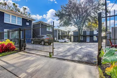 1009 Enid Street #B, Houston, TX 77009 - Photo 2
