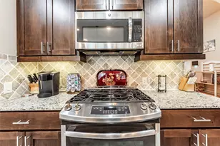 403 Marina View Dr, Webster, TX 77598 - Photo 16