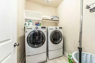 403 Marina View Dr, Webster, TX 77598 - Photo 24