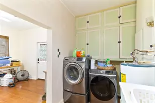 2420 Avenue H, Bay City, TX 77414 - Photo 14