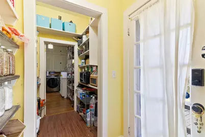 2420 Avenue H, Bay City, TX 77414 - Photo 12