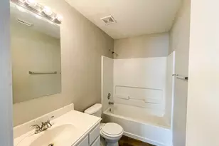 11913 Longwood Garden Way, Houston, TX 77047 - Photo 20