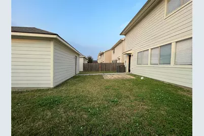 11913 Longwood Garden Way, Houston, TX 77047 - Photo 30