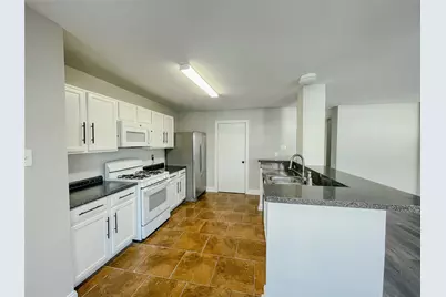 11913 Longwood Garden Way, Houston, TX 77047 - Photo 2