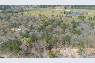 525 County Road 3016, Dayton, TX 77535 - Photo 4
