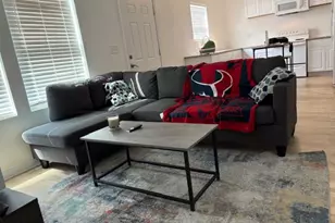 2719 Milwaukee St, Houston, TX 77026 - Photo 12