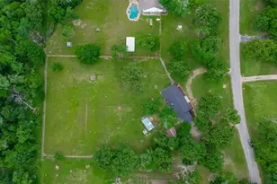 8 Riverwood Ln, Hempstead, TX 77445 - Photo 38