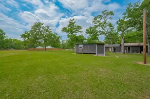 8 Riverwood Ln, Hempstead, TX 77445 - Photo 32