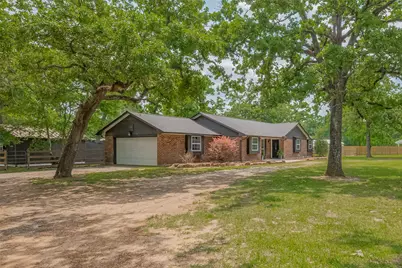 8 Riverwood Lane, Hempstead, TX 77445 - Photo 4