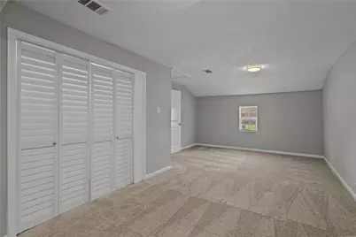 5931 Southville Street, Houston, TX 77033 - Photo 8