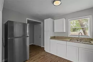 5931 Southville St, Houston, TX 77033 - Photo 14