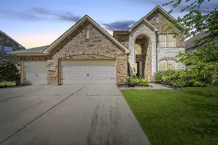 6211 Calico Pointe Ct, Sugar Land, TX 77479 - Photo 2