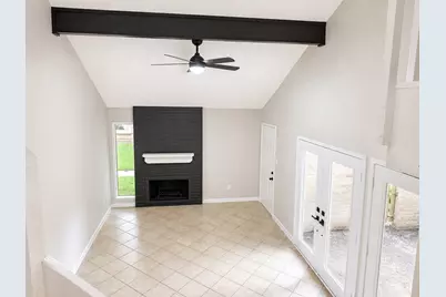 6106 W Airport Boulevard #18, Houston, TX 77035 - Photo 14