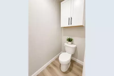 6106 W Airport Boulevard #18, Houston, TX 77035 - Photo 10
