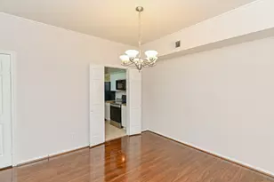 2255 Braeswood Park Dr, Houston, TX 77030 - Photo 8