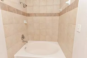2255 Braeswood Park Dr, Houston, TX 77030 - Photo 20