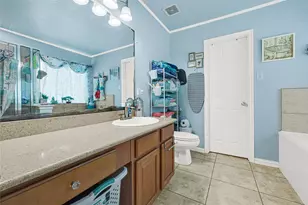 6522 Green Pear Ln, Houston, TX 77049 - Photo 16