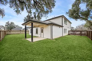 215 Freeman Blvd, West Columbia, TX 77486 - Photo 26