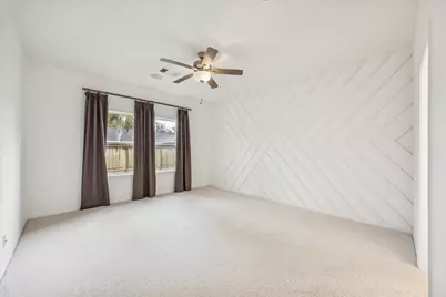 215 Freeman Boulevard, West Columbia, TX 77486 - Photo 12