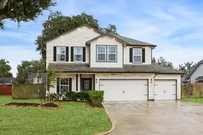 215 Freeman Boulevard, West Columbia, TX 77486 - Photo 1