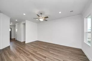11910 Wisteria Mdws Dr, Willis, TX 77318 - Photo 12
