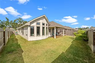 32018 Towering Birch Trl, Conroe, TX 77385 - Photo 16