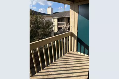 3919 Fairmont Parkway #200, Pasadena, TX 77504 - Photo 2