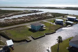 1118 County Rd 204, Sargent, TX 77414 - Photo 1