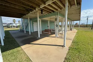 1118 County Rd 204, Sargent, TX 77414 - Photo 28