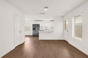 4118 Saw Mill Peak Ln, Baytown, TX 77521 - Photo 6