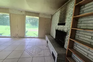 400 County Rd 2318, Dayton, TX 77535 - Photo 4