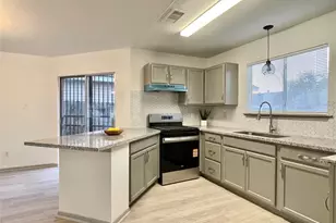 15609 Martineau St, Houston, TX 77032 - Photo 10