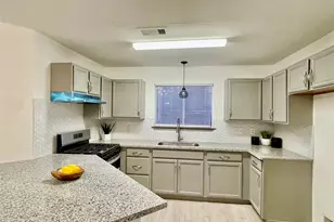 15609 Martineau St, Houston, TX 77032 - Photo 8