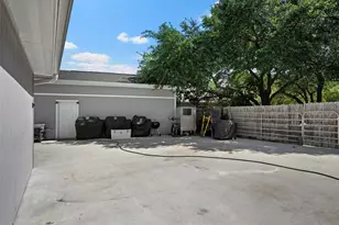 303 Beaumont Dr, Magnolia, TX 77354 - Photo 44
