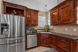 303 Beaumont Dr, Magnolia, TX 77354 - Photo 12