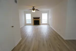 7400 Bellerive Dr, Houston, TX 77036 - Photo 10