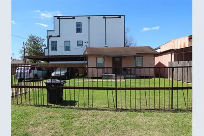 4235 Elmwood Street, Houston, TX 77051 - Photo 2