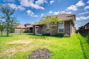 13018 Leisure Cove Dr, Texas City, TX 77568 - Photo 36