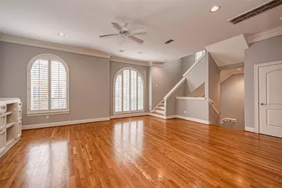 6413 Westcott Street, Houston, TX 77007 - Photo 2