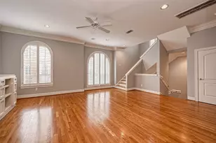 6413 Westcott St, Houston, TX 77007 - Photo 2
