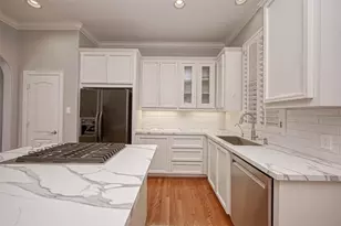 6413 Westcott St, Houston, TX 77007 - Photo 10