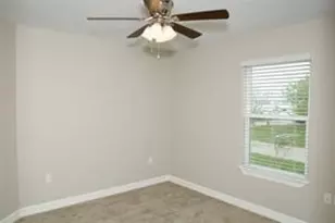 919 N Avenue C, Freeport, TX 77541 - Photo 14