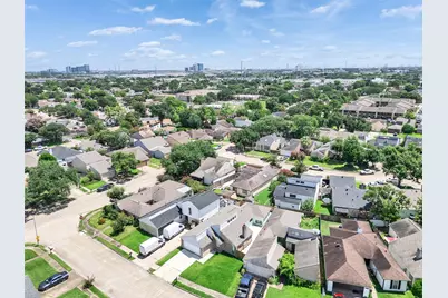 4411 Yupon Ridge Drive, Houston, TX 77072 - Photo 32