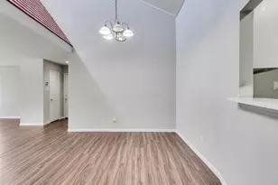 4411 Yupon Ridge Dr, Houston, TX 77072 - Photo 12